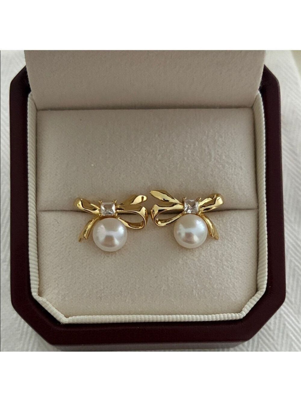 Elegant Gold Earrings and Pearl Earrings